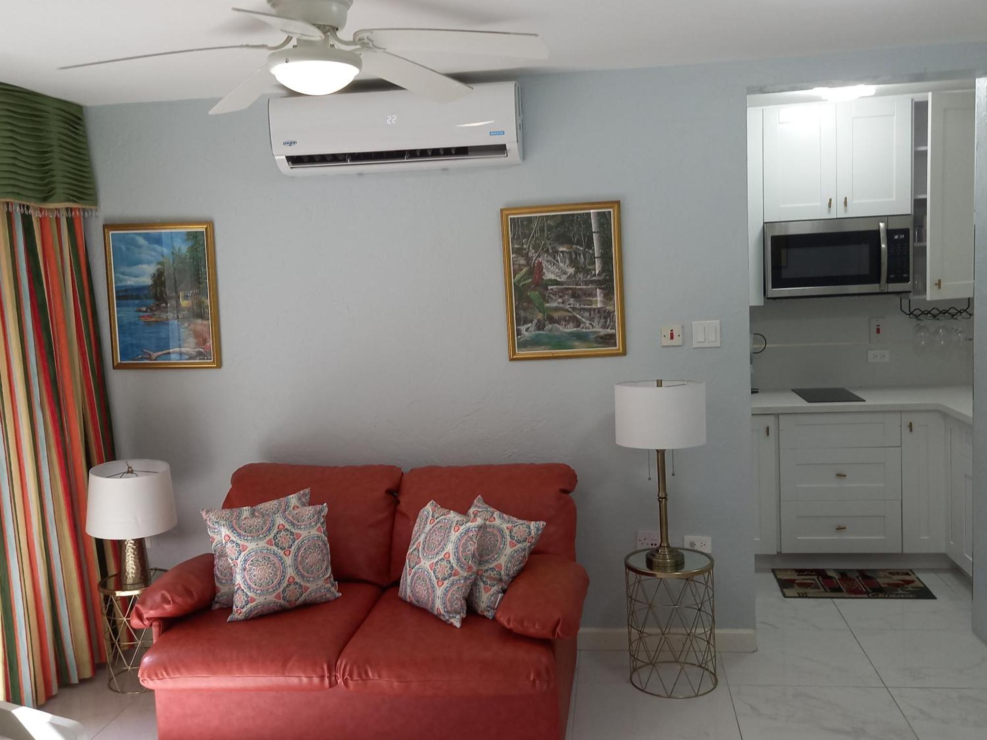 Marchabell By The Sea E22 Apartment Очо Риос Екстериор снимка